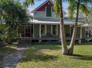 561 Terra Ceia Rd, Terra Ceia, FL 34250