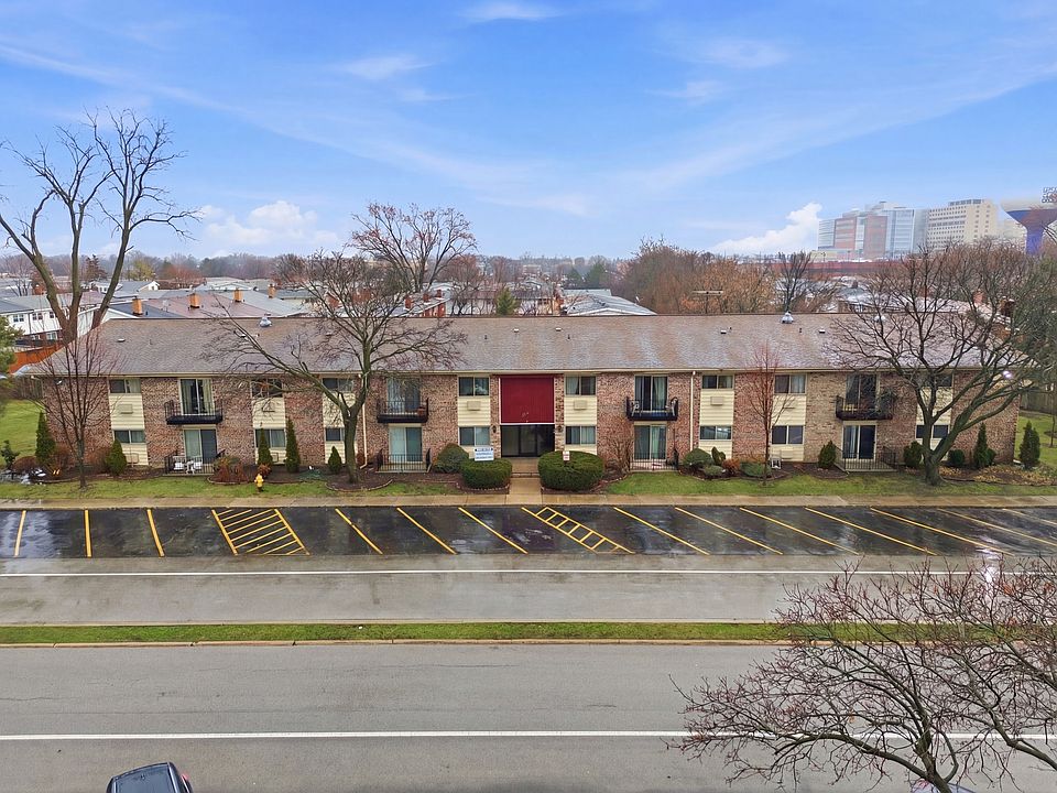 1st image of 8995 Kennedy Dr #206F