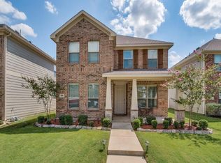 908 Hayden Ln, Aubrey, TX 76227
