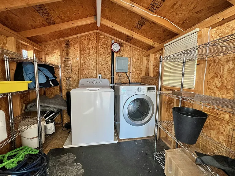8241 Cottontail Ln — Photo 16