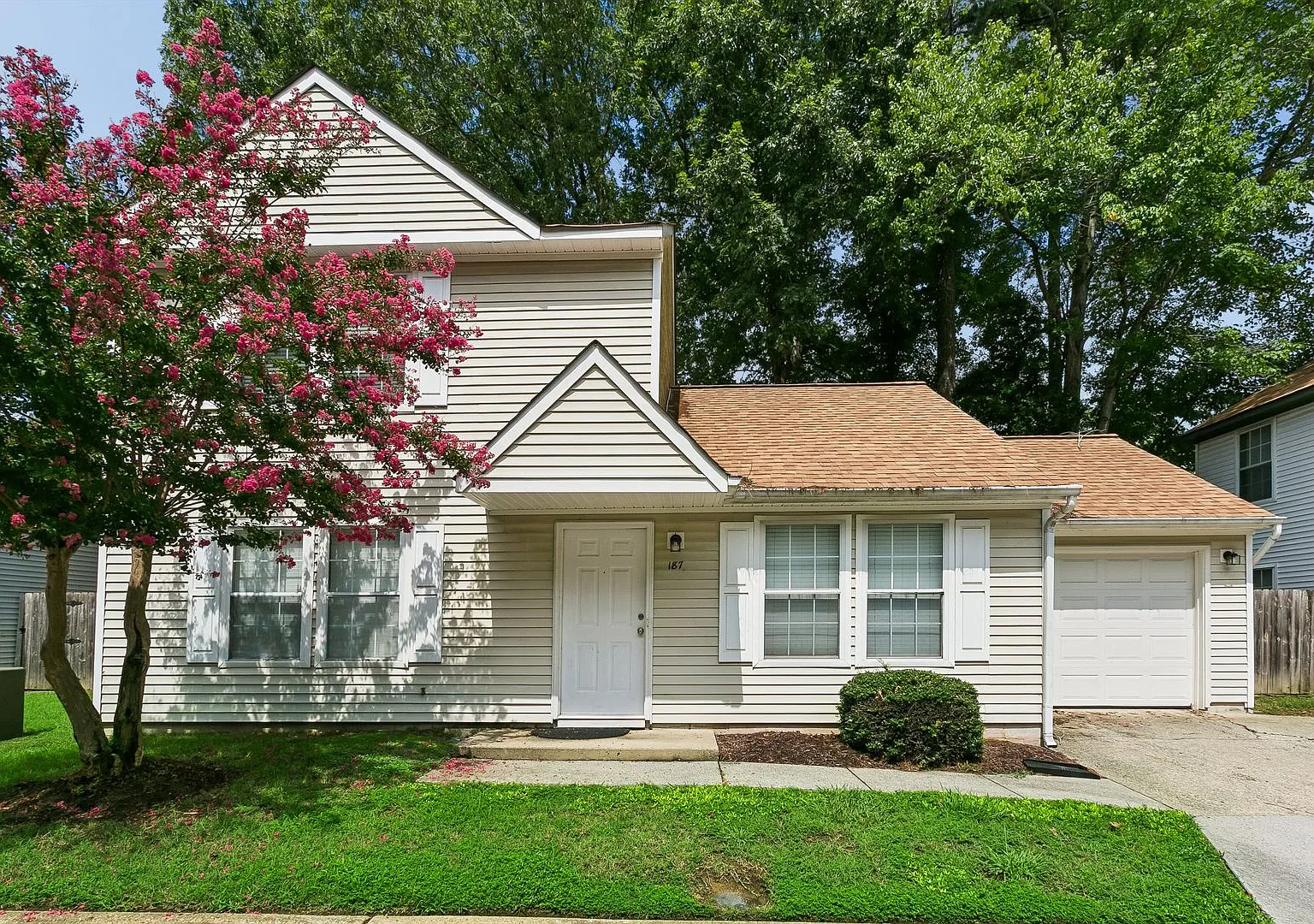 3-Bedroom Home Near Fort Eustis Cobblestone Chase, Newport News — Photo 1