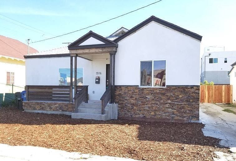 1st image of 1206 S Mariposa Ave