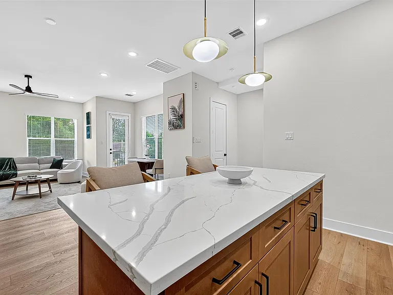 3315 Daphne St — Photo 20