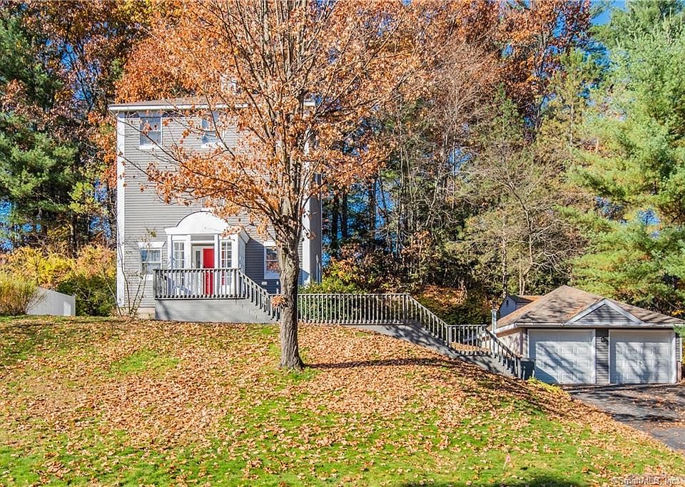 1st image of 21 Oxford Ct