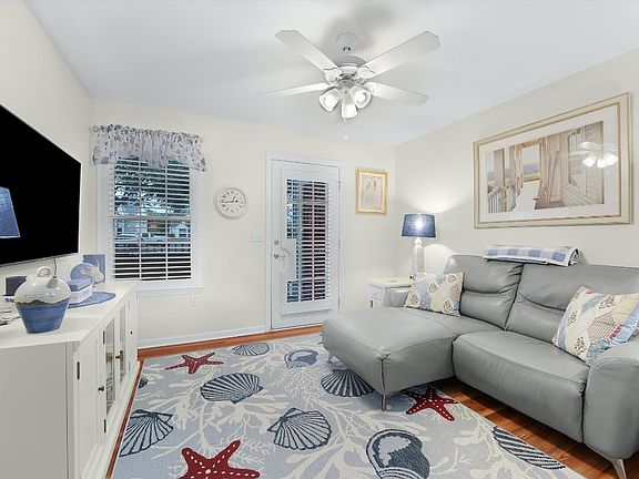 5th image of 23671 Bahama Pt APT 1211