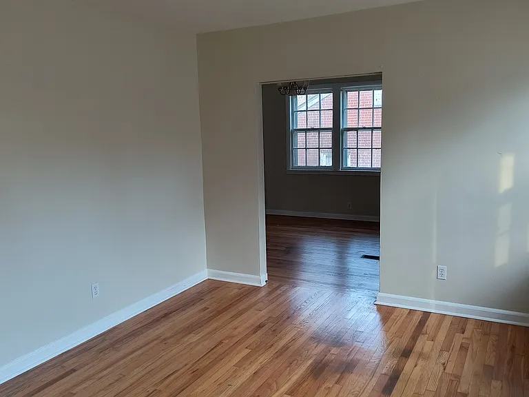 2717 King St — Photo 5