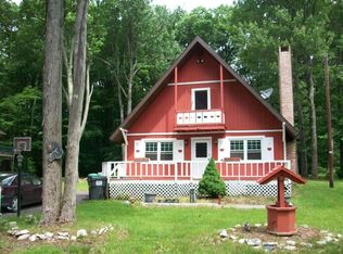 5110 Ash Dr, Pocono Summit, PA