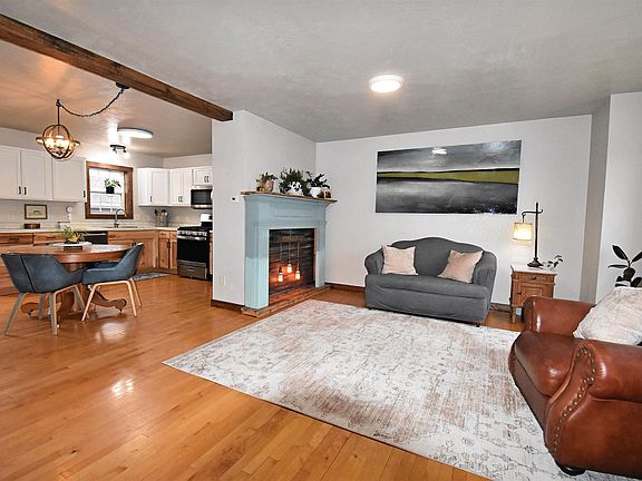 3rd image of 1812 S Mulberry Ave Unit H