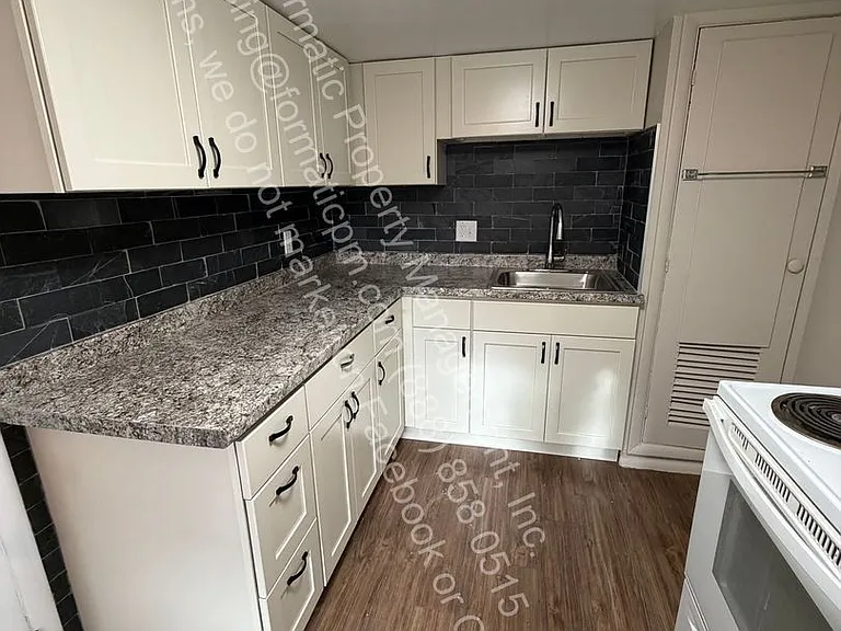 4360 Fenton St — Photo 4