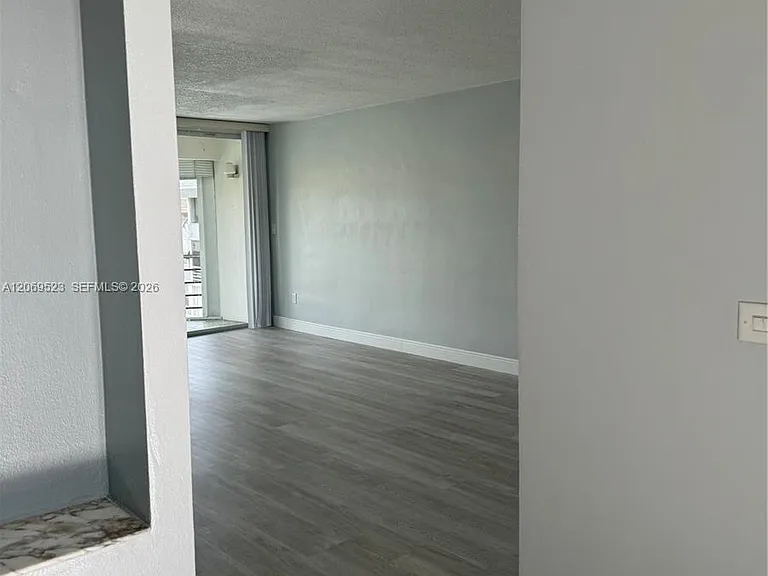 1398 NE 191st St #C305 — Photo 8