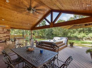 210 Sherbrook Cir, Conroe, TX 77385