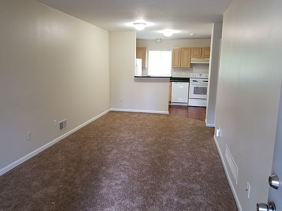 3rd image of 23281 Stromp Ct