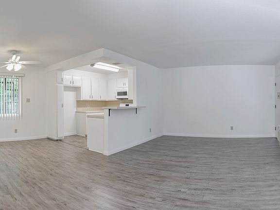 5th image of 1799 N Hollywood Way #M