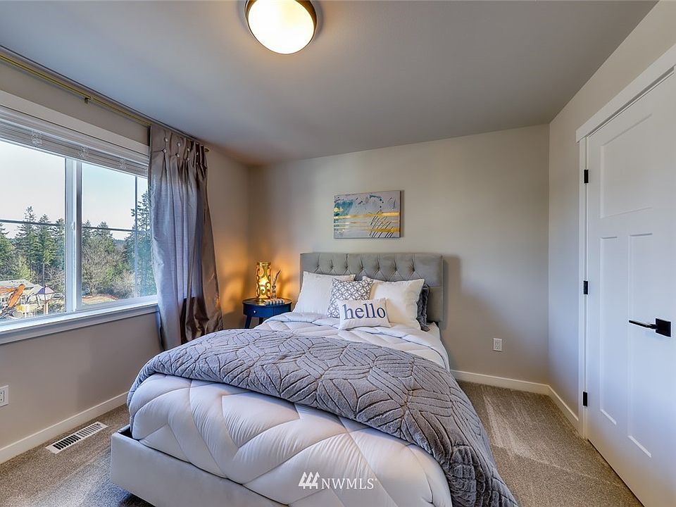 1st image of 1796 NE Crystal View Ct