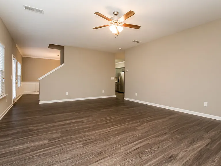 87 Moss Way — Photo 5