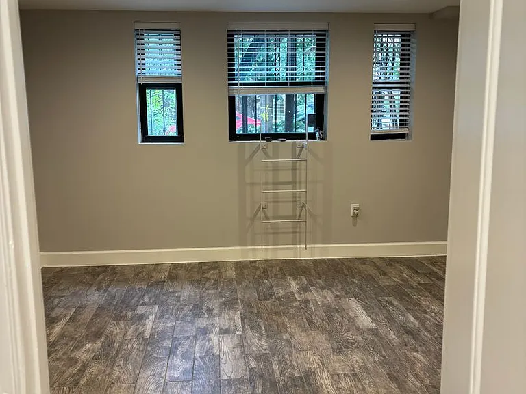 1749 T St NW — Photo 21
