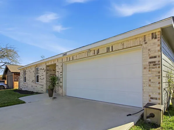 12410 Drifting Winds Dr, Houston, TX 77044