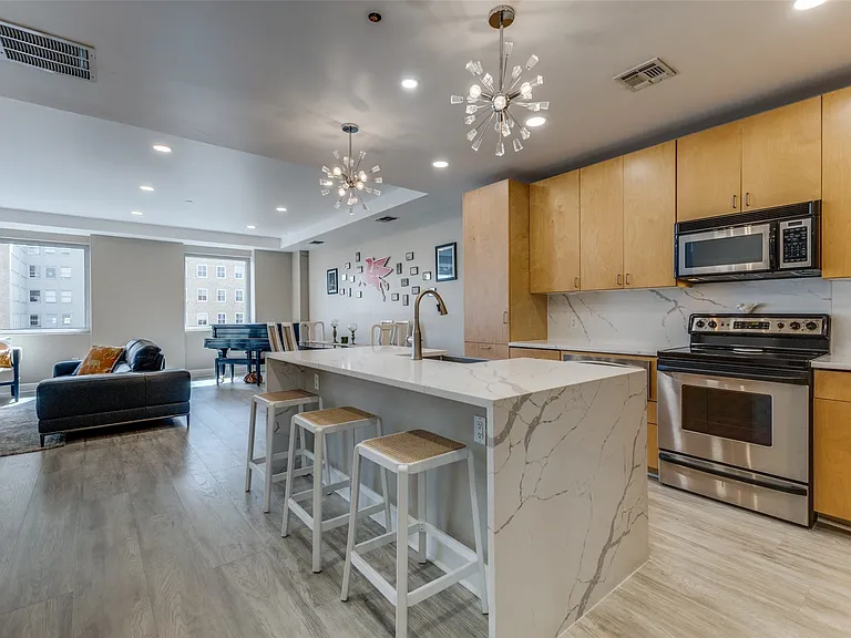 1505 Elm St #1101 — Photo 11