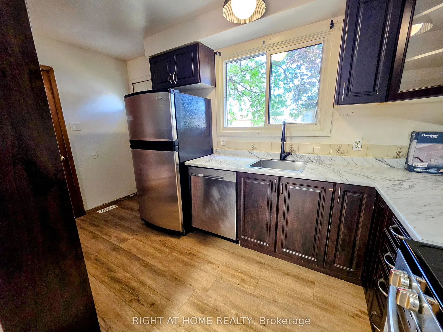 3 bed, $2,500 — Photo 4