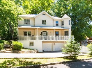 316 Van Cortlandt Park Ave, Yonkers, NY 10705