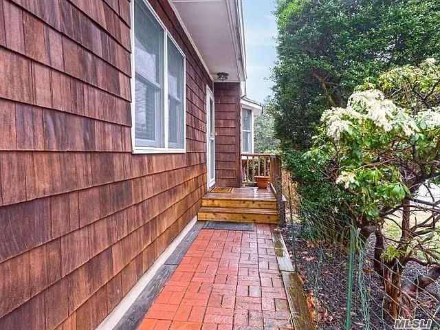 9 Valley Ln photo 1