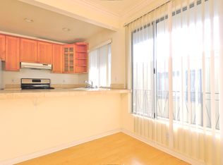 923 6th St APT 8, Santa Monica, CA 90403