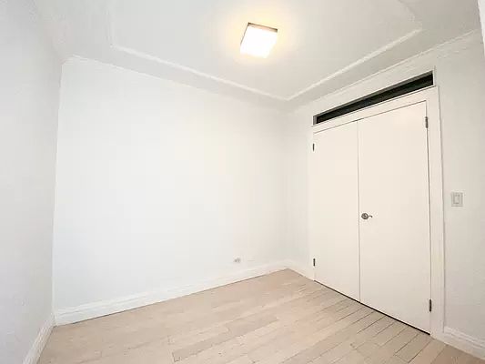 5th image of 330 E 38th St APT 42J