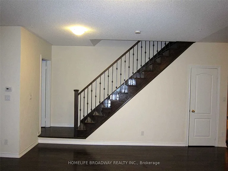 80 Cathedral High St #2 — Photo 11