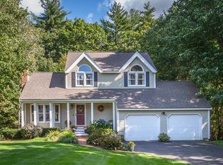 17 Partridge Ln, Londonderry, NH 03053