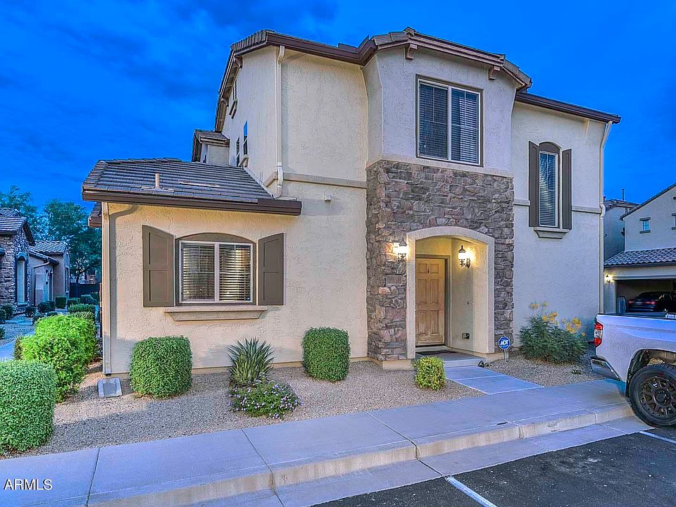 1st image of 3956 E Cat Balue Dr