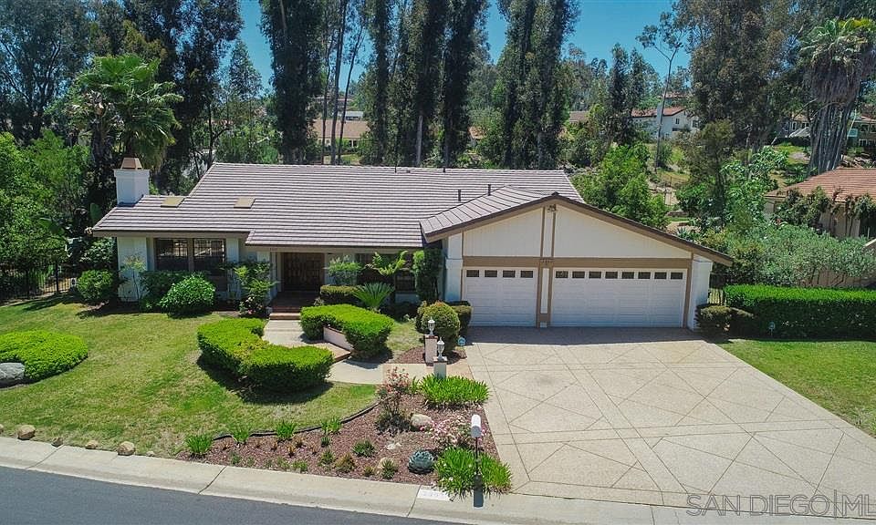 1st image of 3302 Avenida Sierra