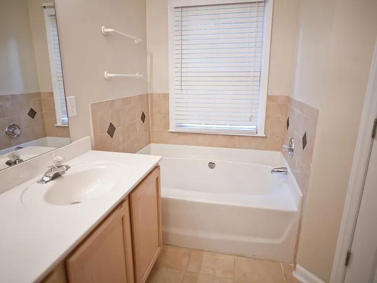 102 Chesapeake Way — Photo 13