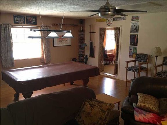 4th image of 331 Fox Lake Dr