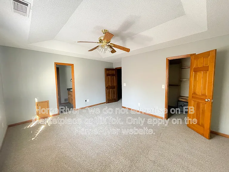 2280 Castle Royale Dr — Photo 20