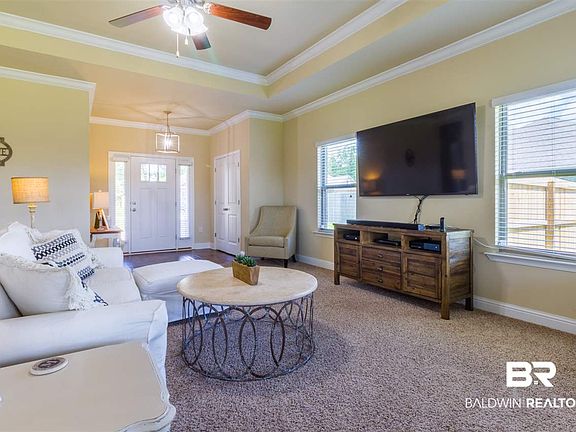 4th image of 15563 Troon Dr