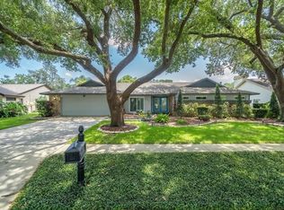 1605 Magdalene Manor Dr, Tampa, FL 33613
