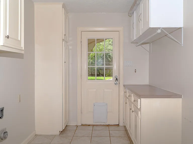 1704 Crystal Hills Dr — Photo 12