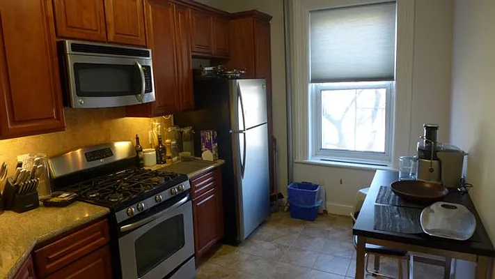 Rented by Garfield Realty  | media 8