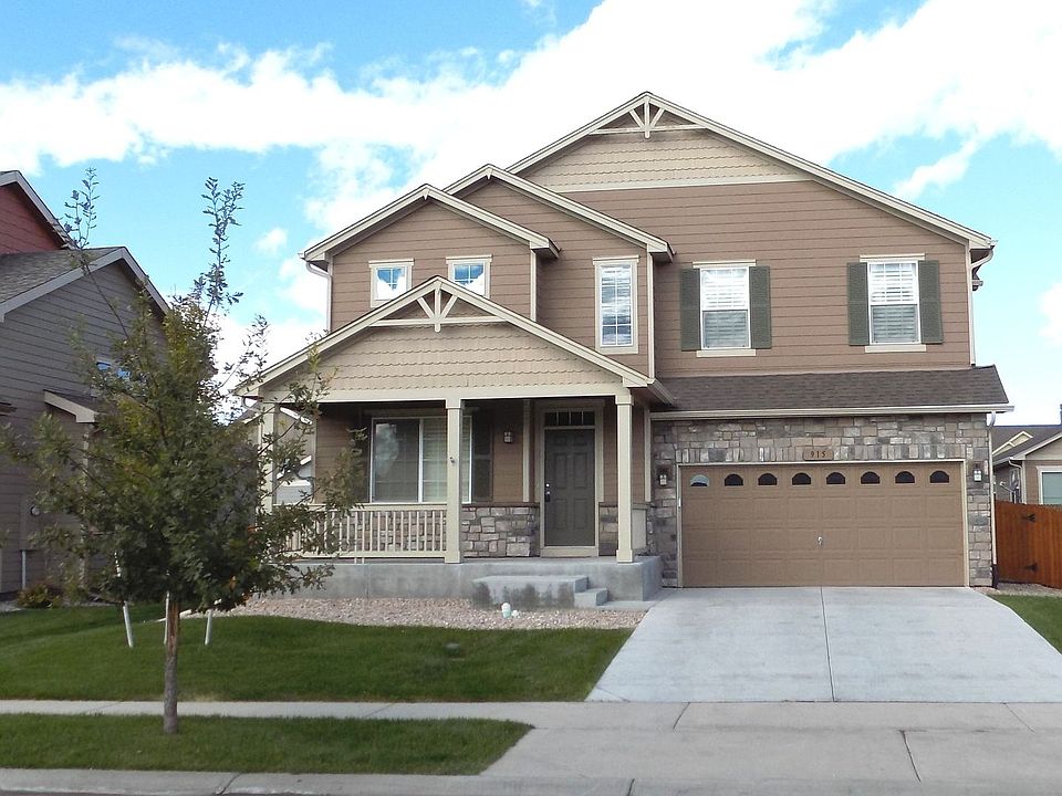1st image of 915 Campfire Dr