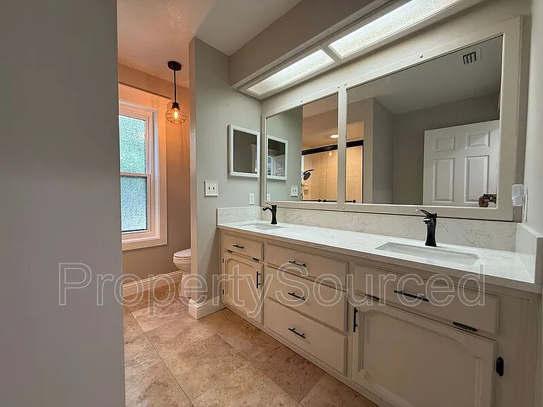 1351 Aksland Dr — Photo 22