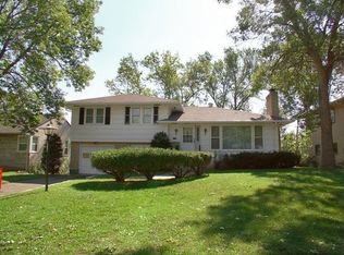 6719 Eliot View Rd, St Louis Park, MN 55426