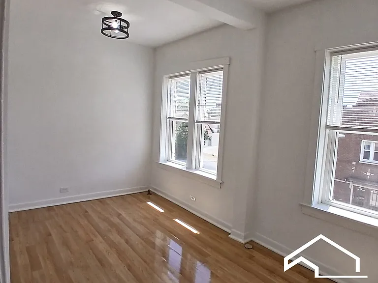 4652 W Palmer St #2 — Photo 8