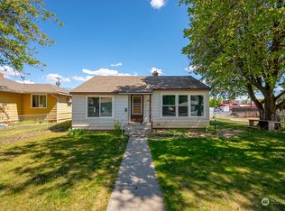 1246 C St SW, Ephrata, WA 98823