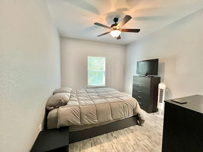 2100 Pomegranate Ct — Photo 9