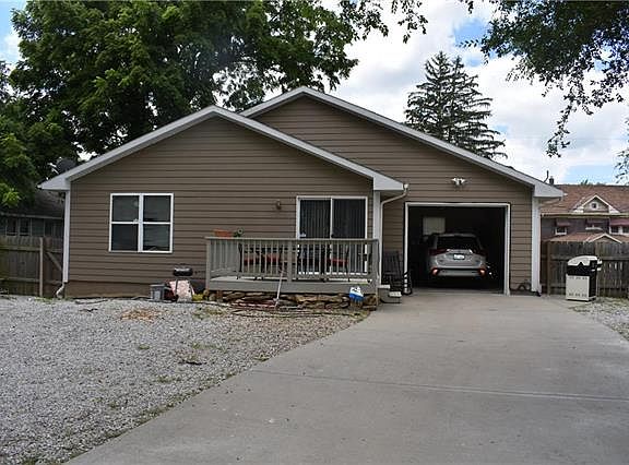 3rd image of 2755 N 22nd St