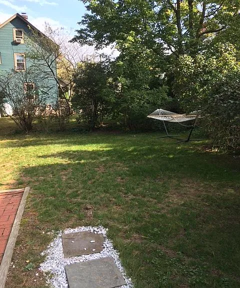 10 Woods Ln — Photo 3