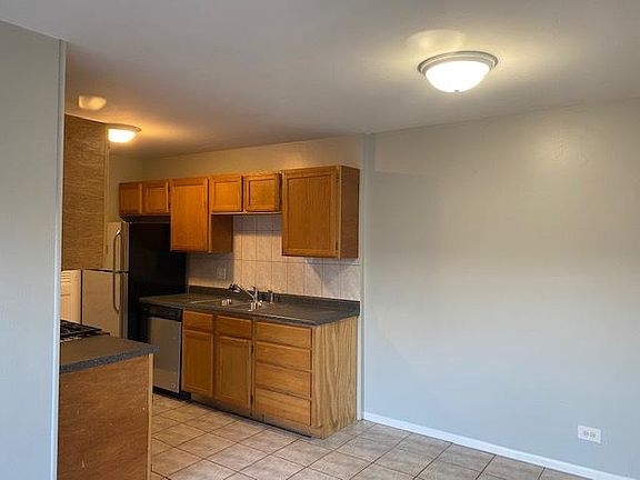 4th image of 1700 Queensbury Cir #5862