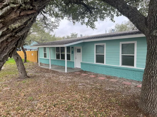 321 Donnie Dr, Rockport, TX 78382