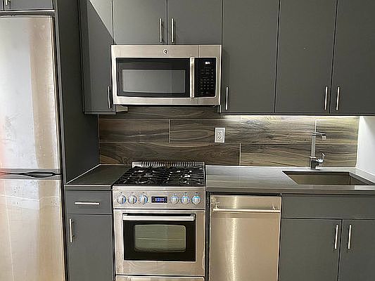 1st image of 237 E 111th St APT 1