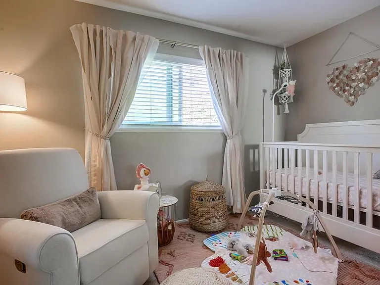 510 Turfwood Ln — Photo 16